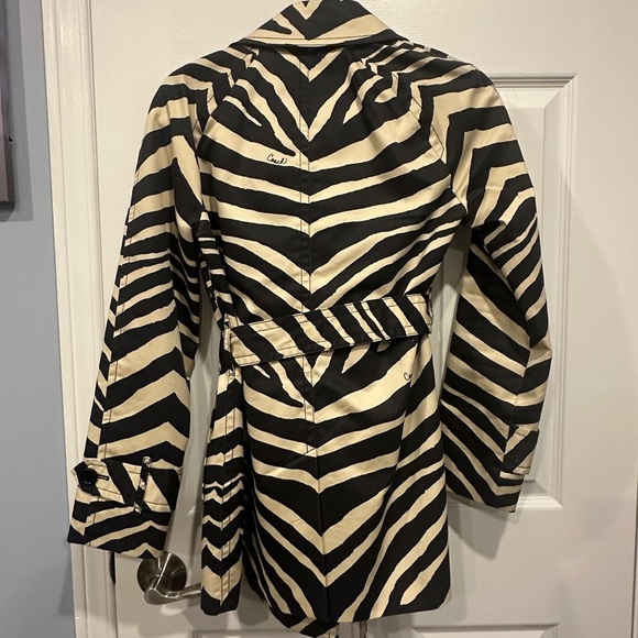 Coach Rare Women’s Zebra Print Trench Coat | XS | Y2K Chic Outerwear - Picture 7 of 9